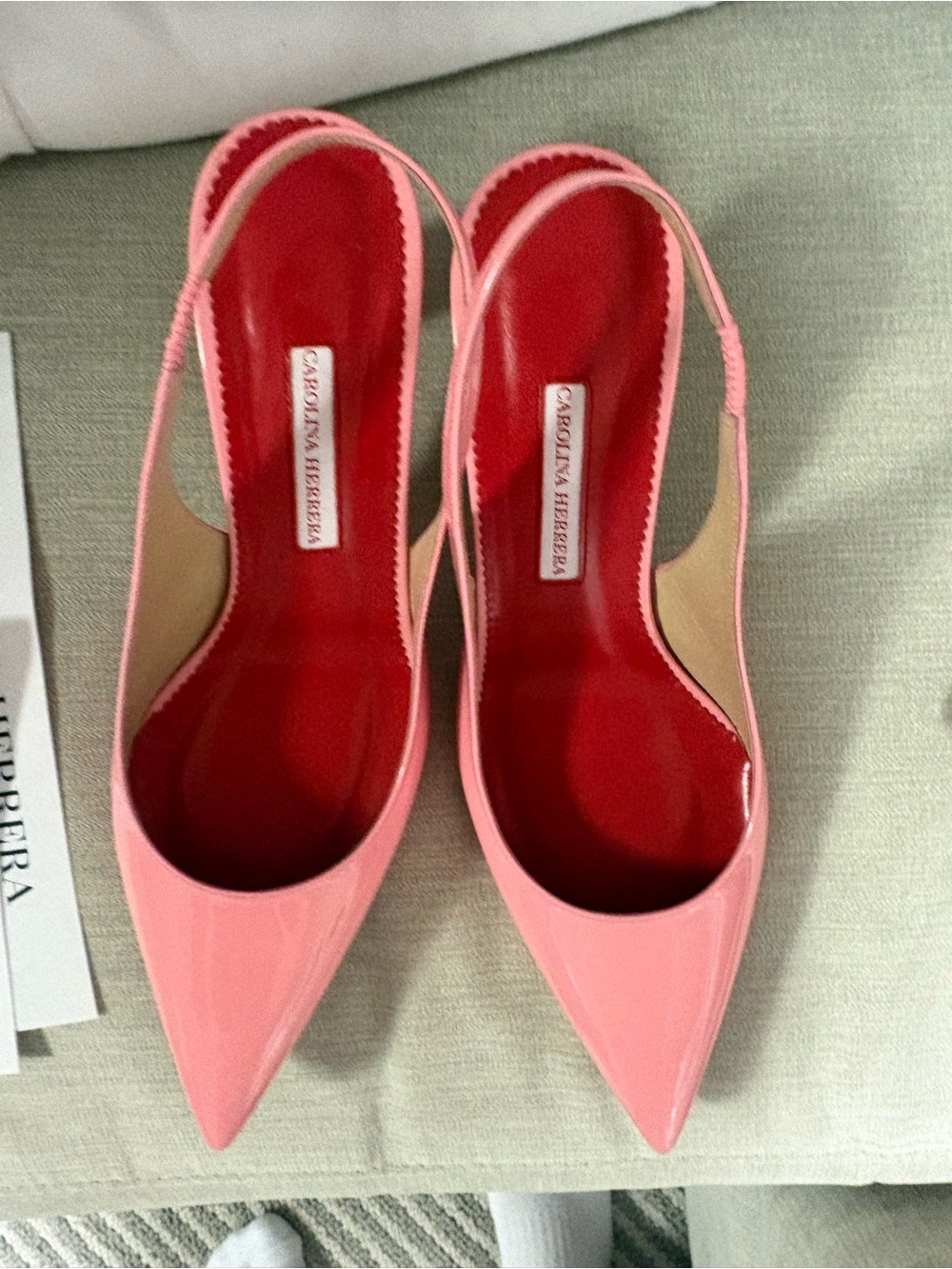 NWT Carolina Herrera Royal Heel Pumps in Happy Pink. Size 41